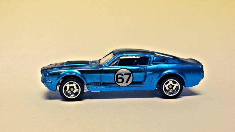 Illustration for article titled Just simple fun with potato-cam and a Shelby GT FIVE